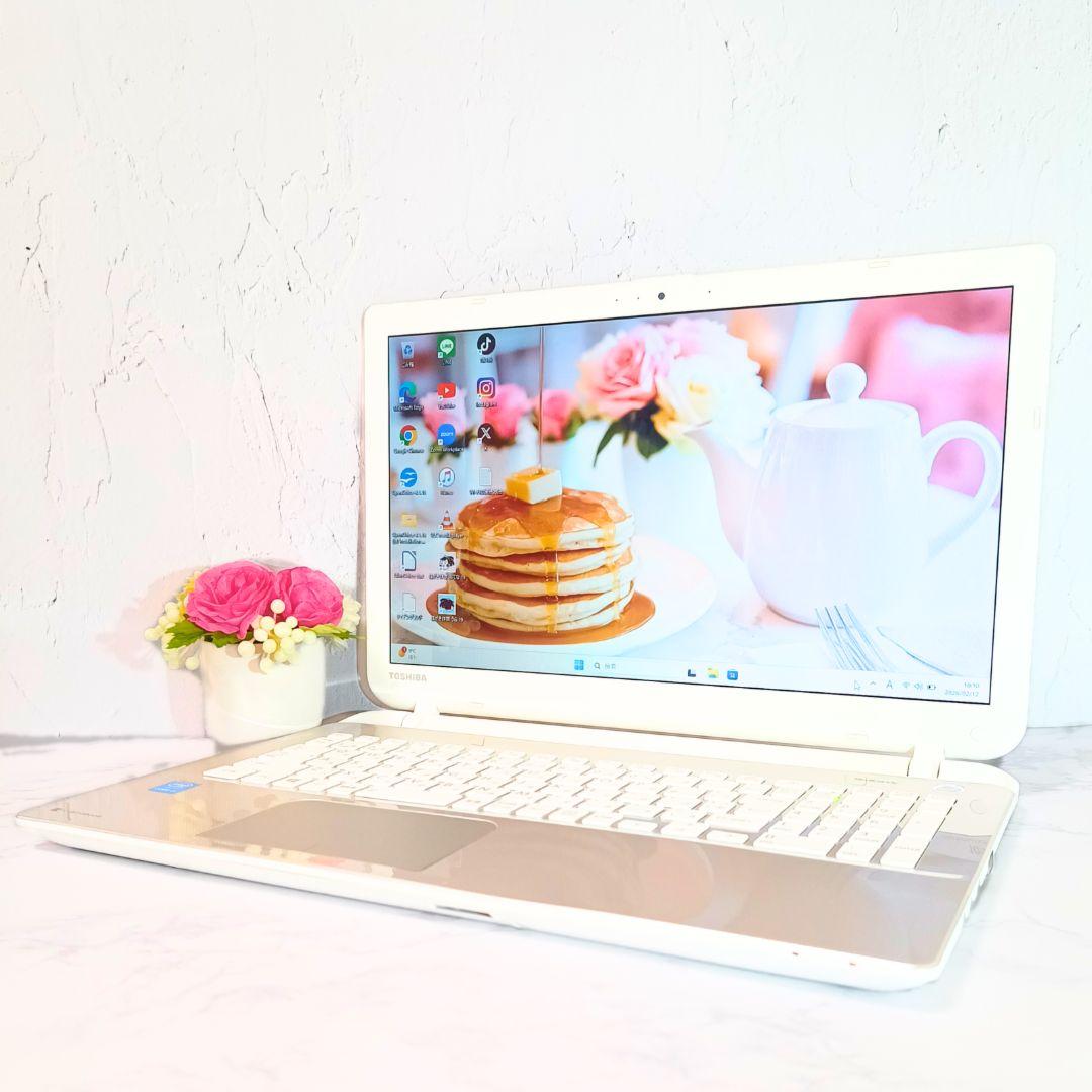 動作良好❣️快適SSD✨️おしゃれゴールド薄型ノートパソコン✨️初心者OK✨️