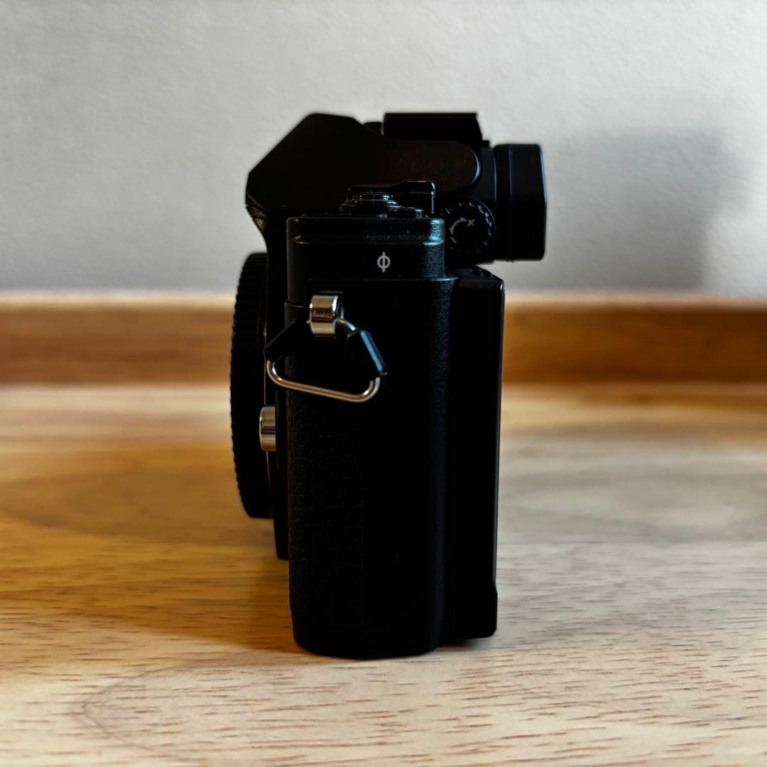 【美品】OLYMPUS OM-D E-M10 Mark IV レンズ付き
