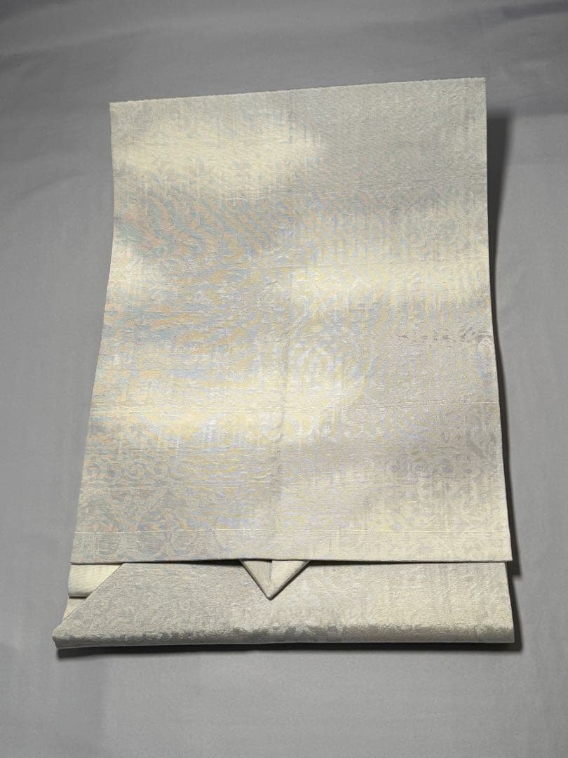 [美品] 名古屋帯　正絹　白　霞　更紗　唐草　洒落帯　カジュアル　小紋　紬