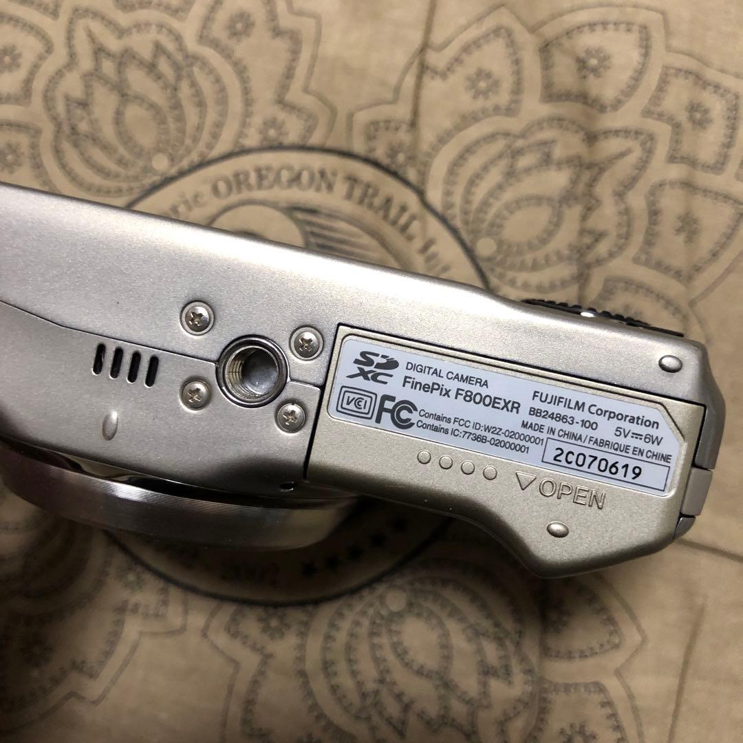 美品 FUJIFILM FinePix F800EXR デジカメ コンデジ