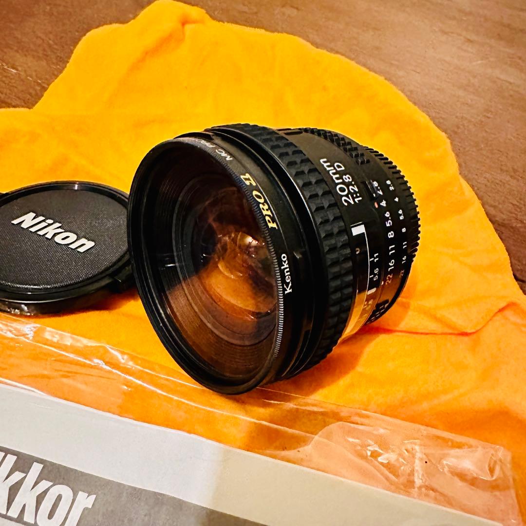レンズ(単焦点) Nikon AF Nikkor 20mm f/2.8 D