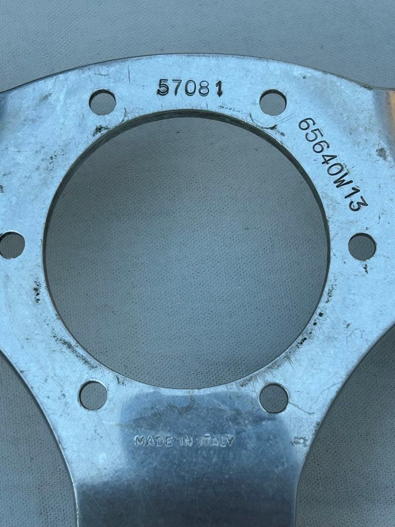 Nardi 3スポーク ステアリング 本体