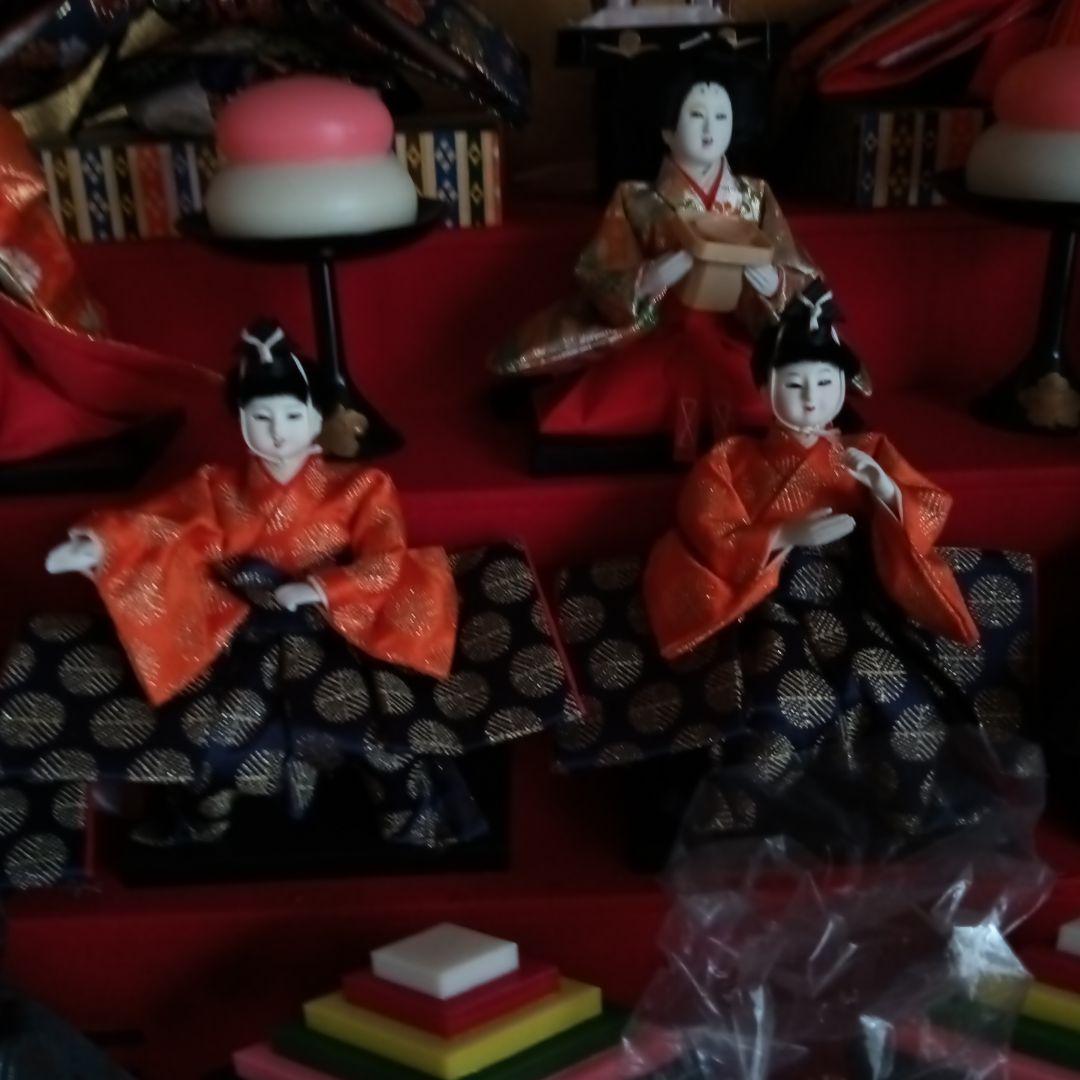 雛人形 三段式 伝統的な雛祭り