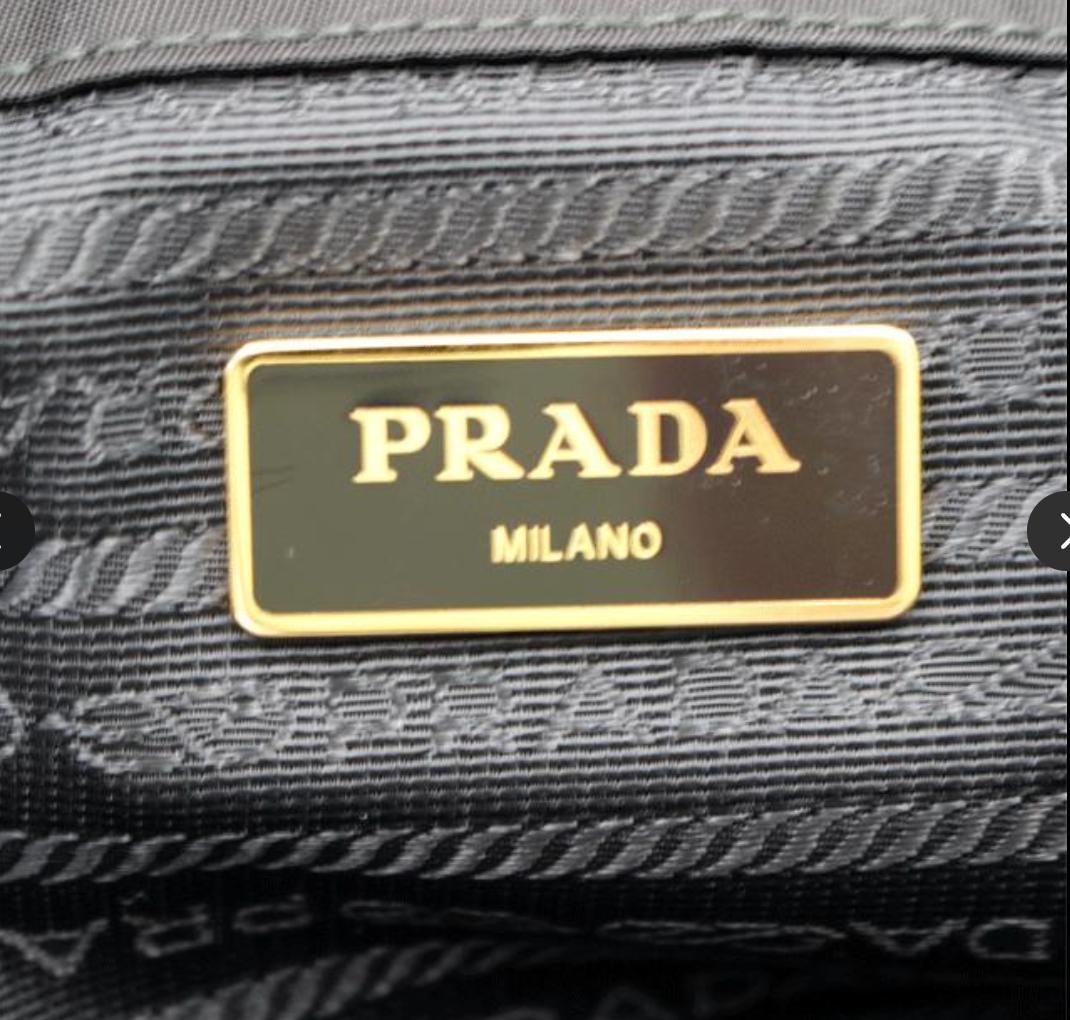 PRADA　プラダ　ナイロントートバッグ　ベルベット柄　ブラック