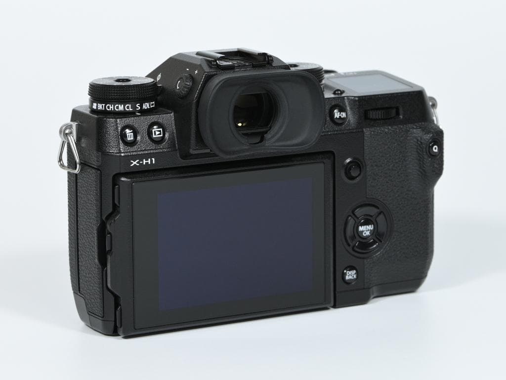 【超美品】 フジフイルム　FUJIFILM X-H1 ボディ《ショット数541》