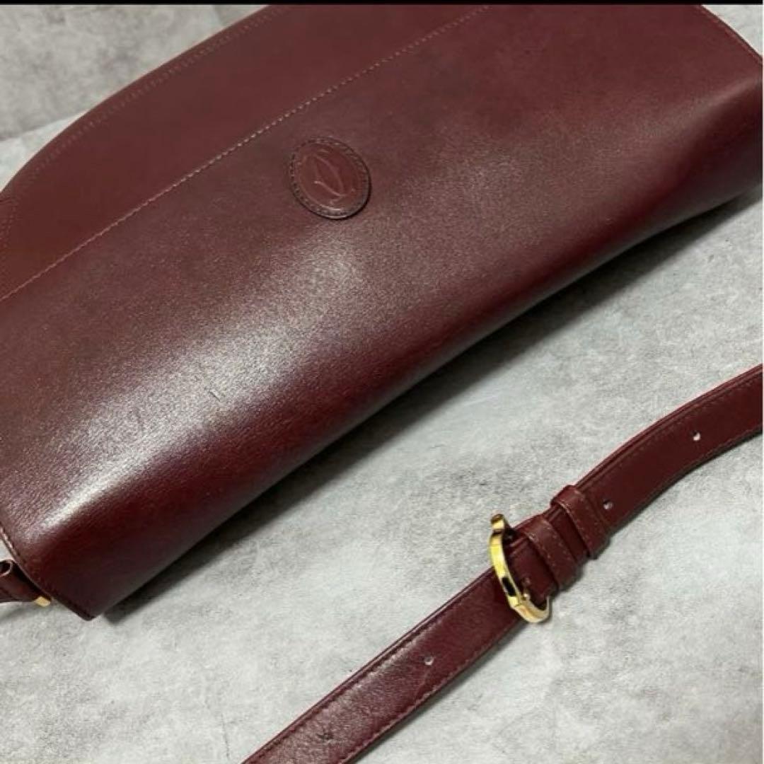 Cartier カルティエ　バーガンディ レザー ショルダーバッグ