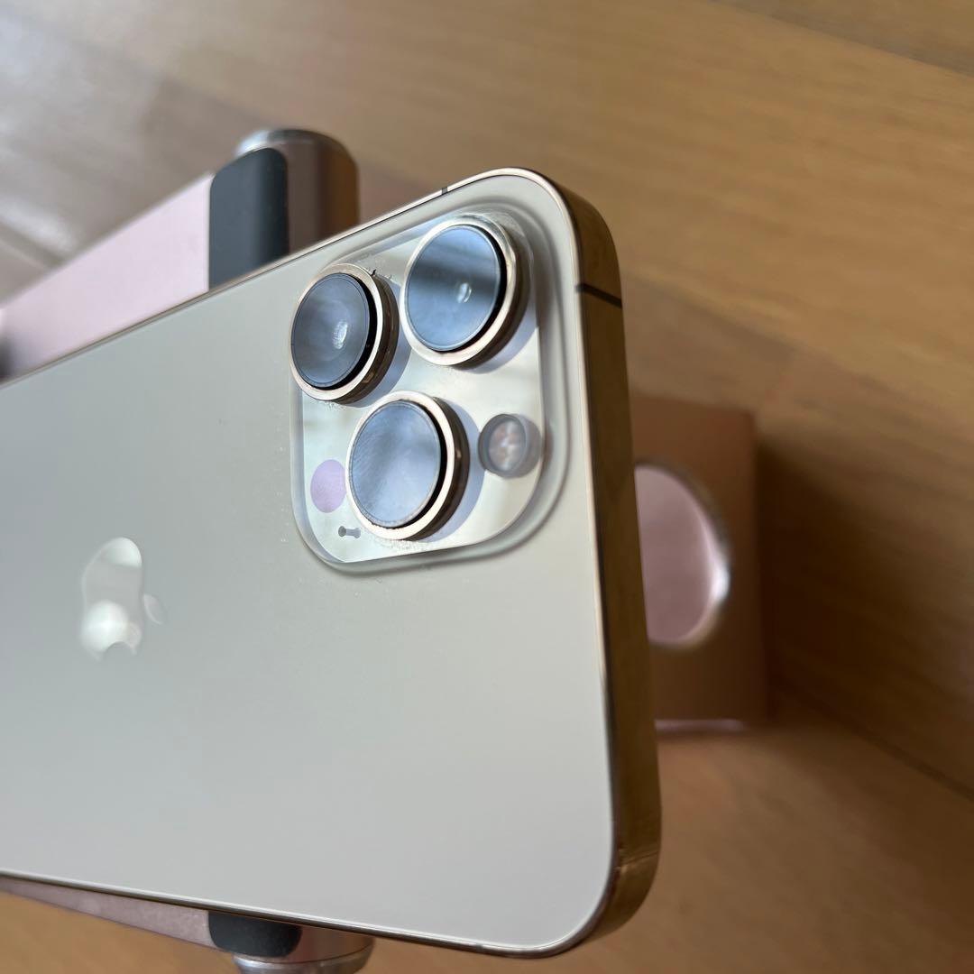 バッテリー新品100%超美品！iPhone13 pro max 128GB