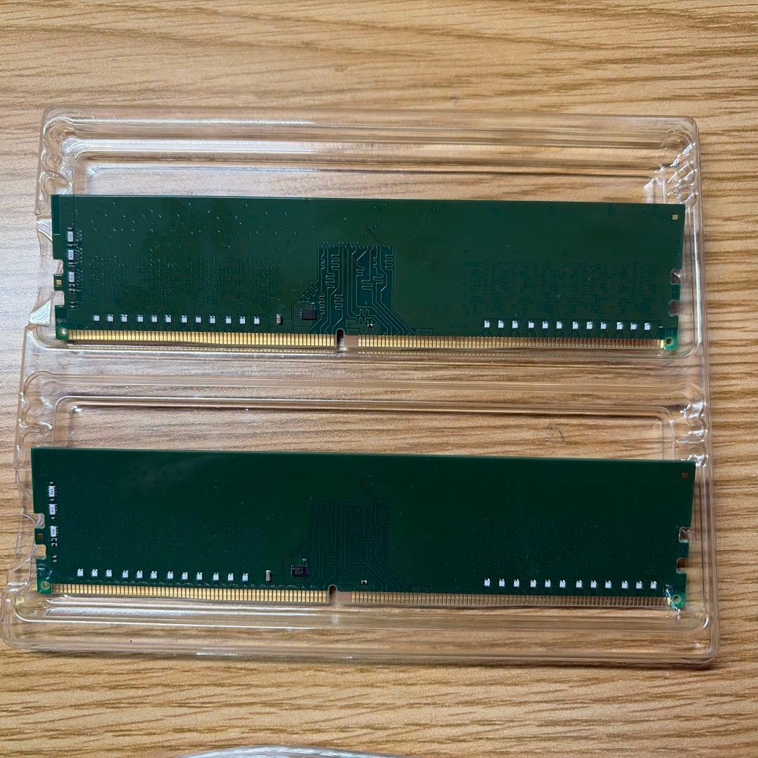 Kingston DDR4 8x2 16GBメモリ