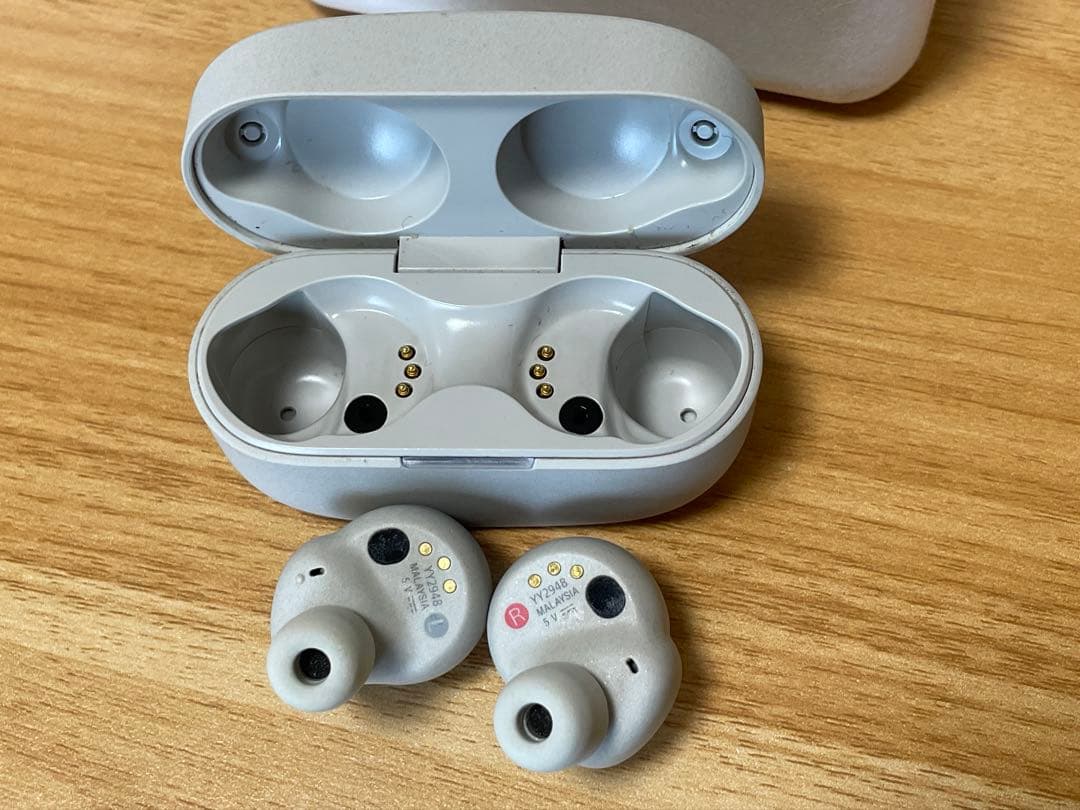 SONY ソニー WF-1000XM4 ワイヤレスノイズキャンセリングイヤホン