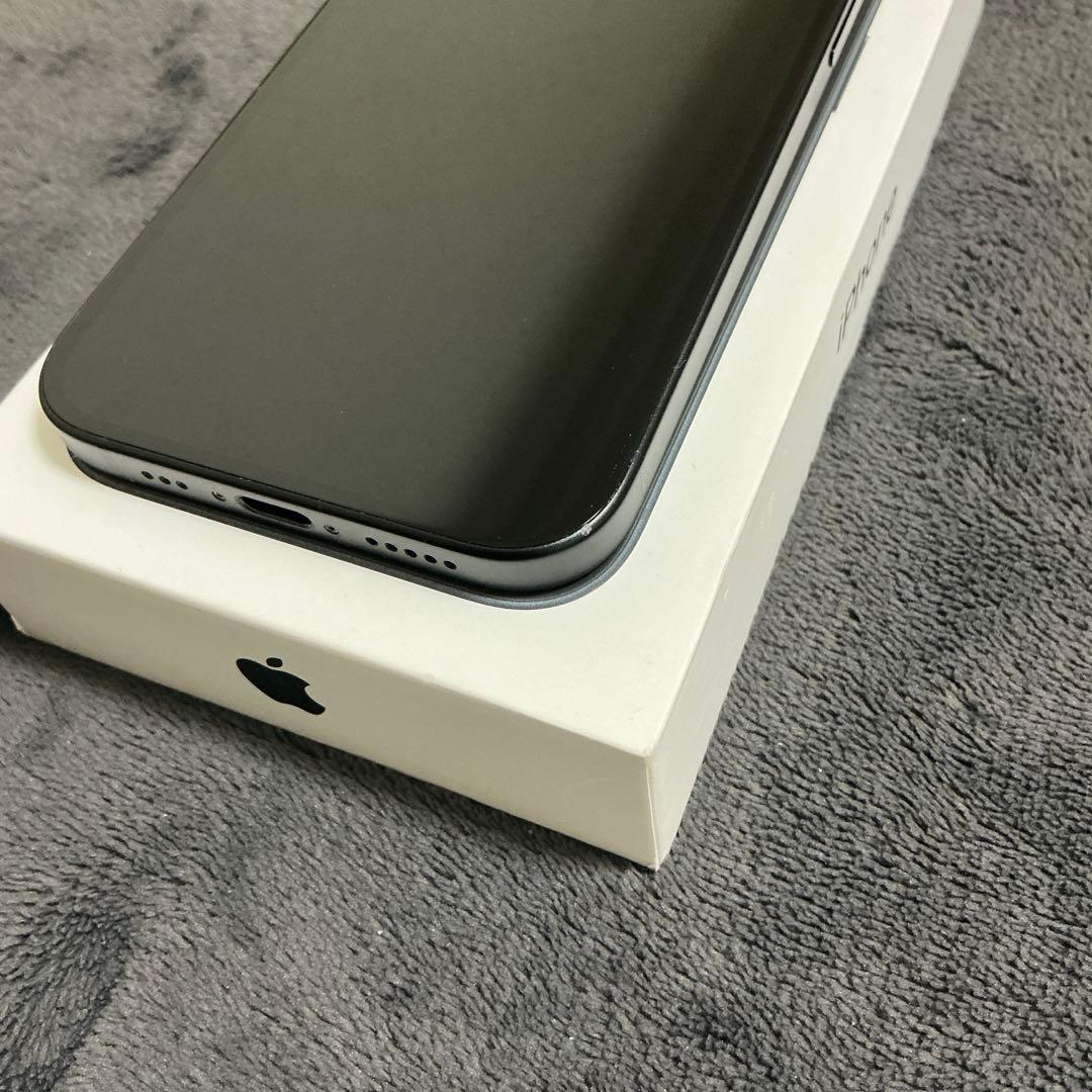 iPhone 15 本体 ブラック128GB SIMフリー 付属品未使用