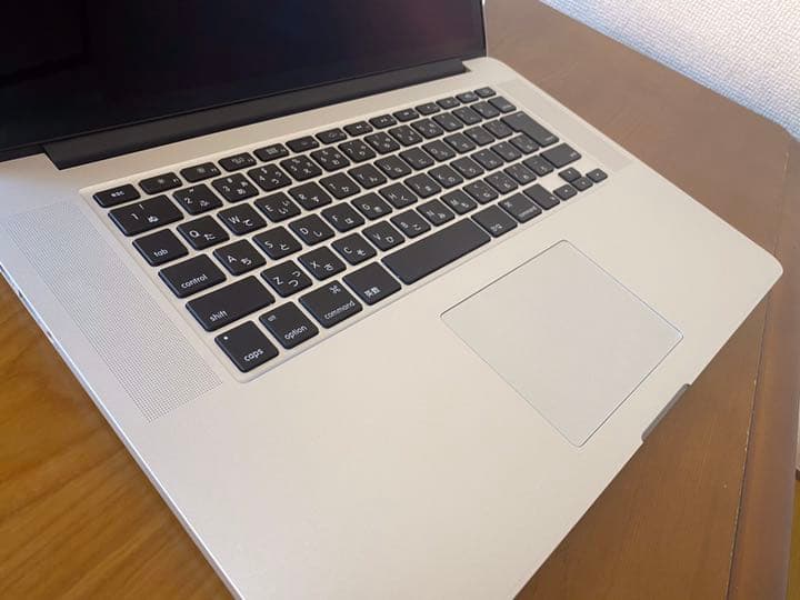APPLE Macbook pro 2012 15.4インチ
