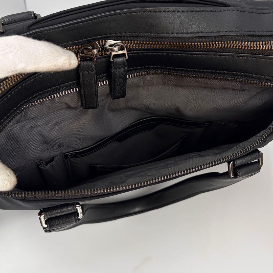 【美品】トゥミ ビジネスバッグ ハリソン バーンズブリーフ スリム ブラック