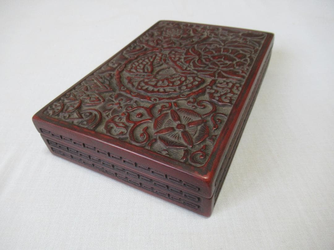 ◆希少 美品 1900年頃(清朝末期)◆剔紅/堆朱 蜀江文、蝶、燕、雷紋 硯箱
