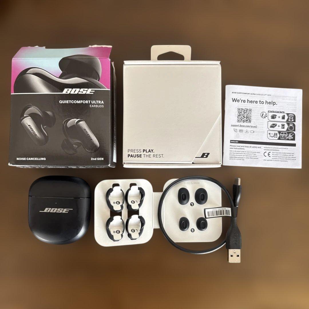 ブラック ワイヤレスイヤホン