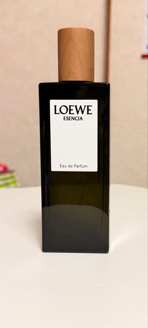 ぴ*ん様 LOEWE ESENCIA Eau de Parfum ロエベ