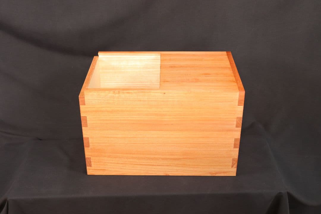 【新米の美味しさ長続き】伝説の桐米びつ30キロ用スライドタイプ 　柿渋塗り