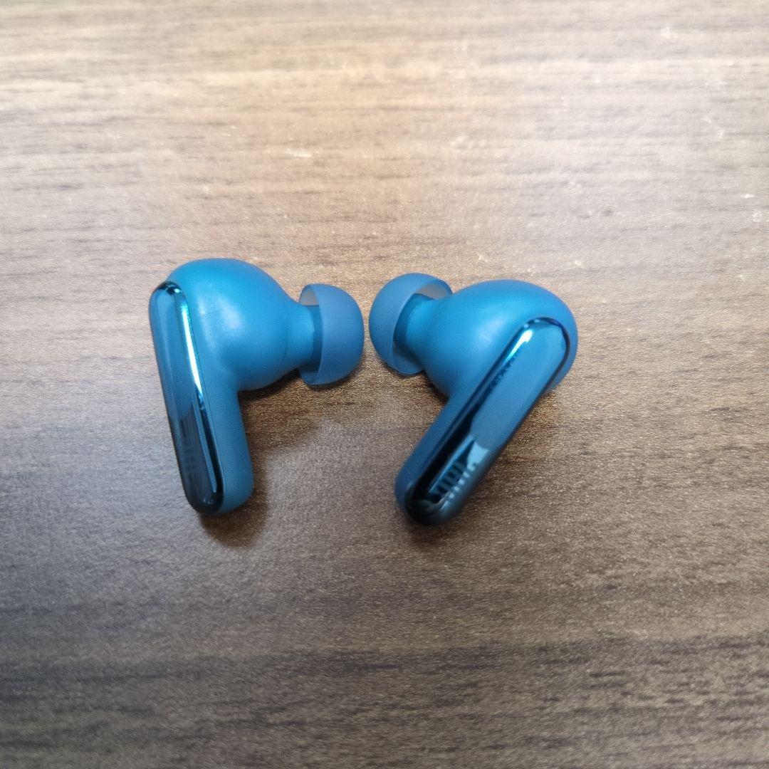 イヤホン JBL LIVE BEAM3