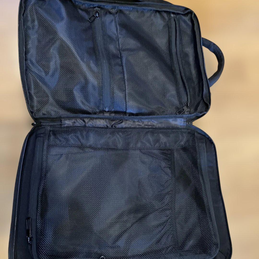 Evoon マルチビジネスリュックTSAロック付き　　　　　16の機能搭載