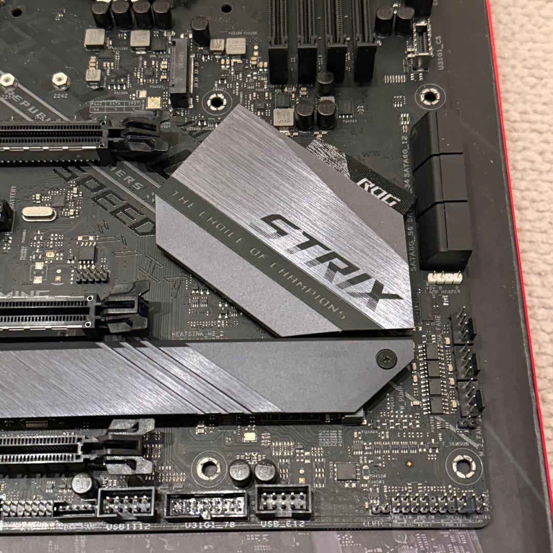 マザーボード ASUS ROG STRIX Z390-F GAMING + i7 9700K