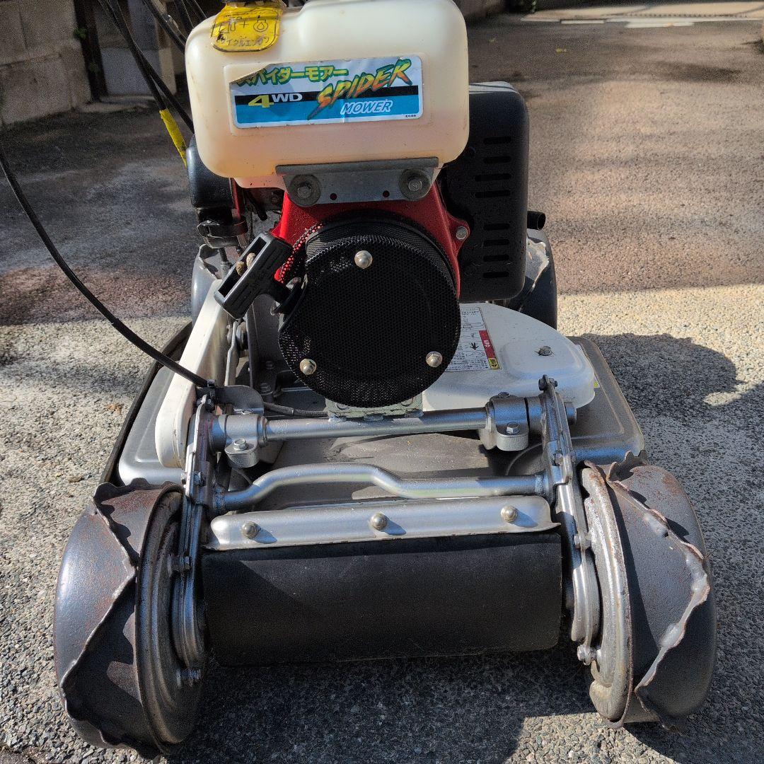 AGRI スピリット 4WD 芝刈り機、新品歯4枚付き。