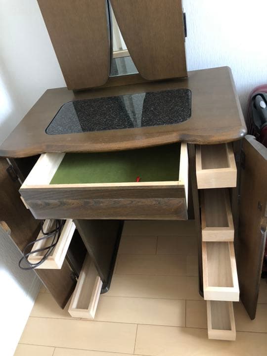 ナラ材　三面鏡ドレッサー