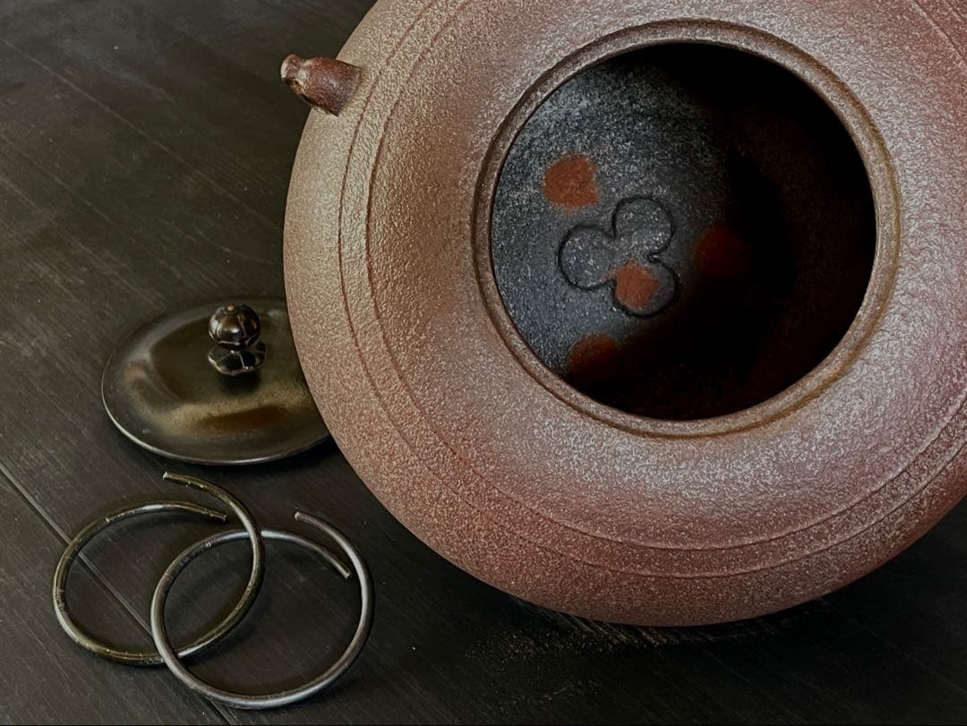 割引‼️『母』 筋入 平丸 姥口釜 人間国宝 敬典 釜鐶 共箱 炉釜（129あ②）