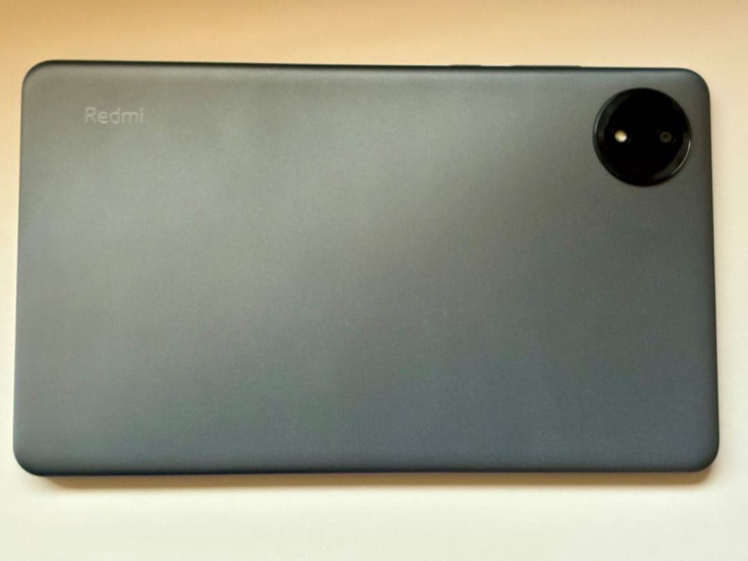 Redmi Pad SE 8.7 本体 保護ガラスと透明ケース付