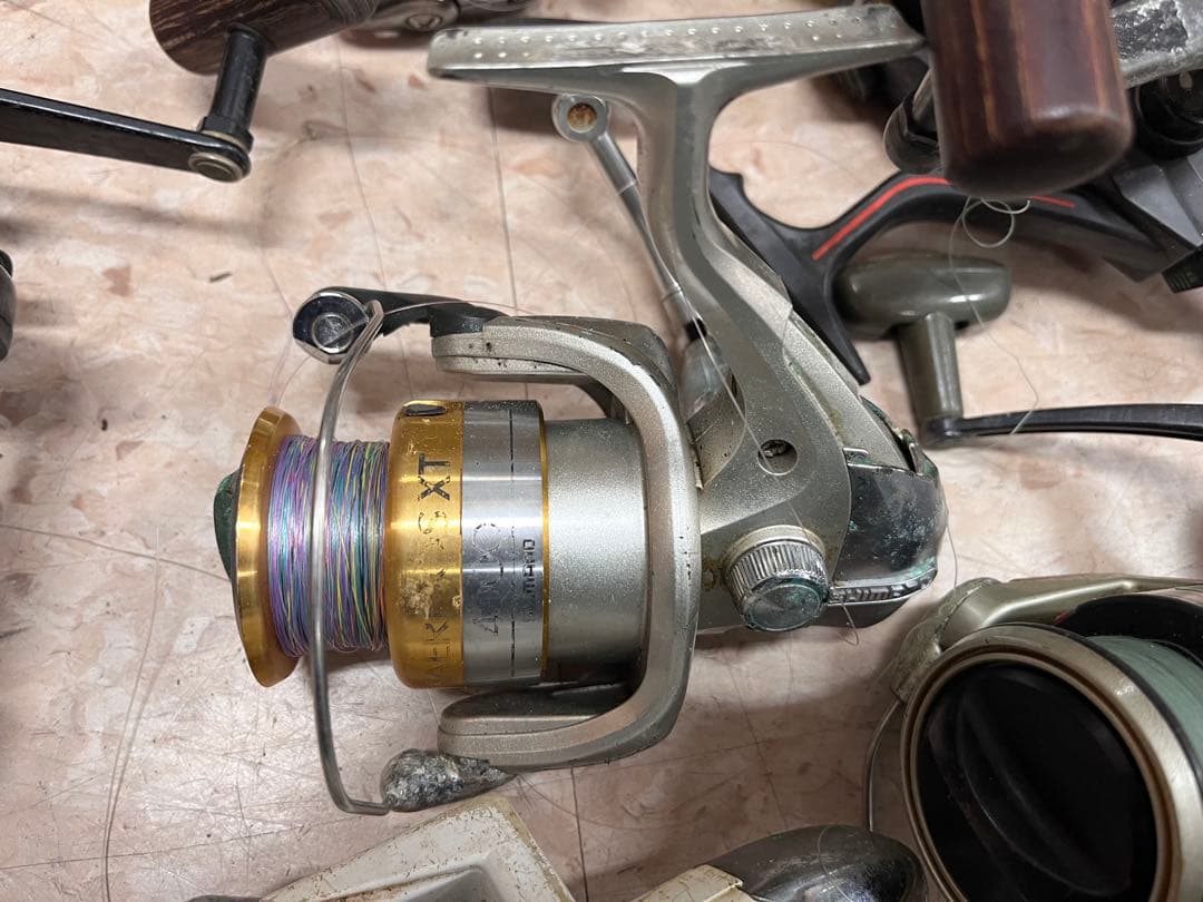 15個ジャンクリール　SHIMANO DAIWA などまとめ売り