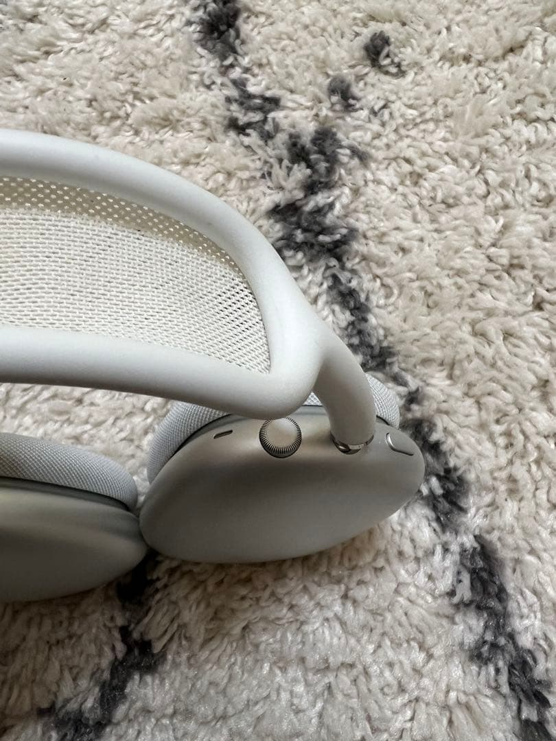 Apple AirPods Max シルバー