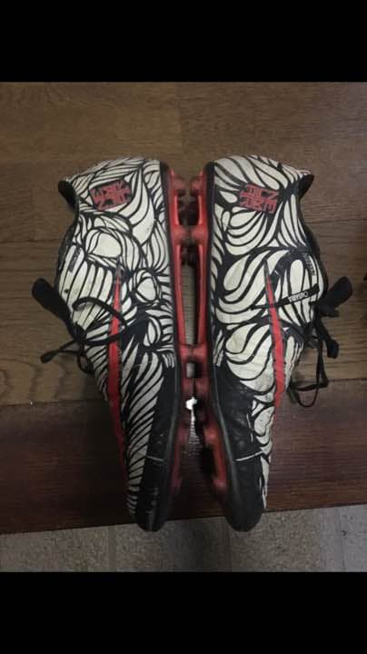 サッカースパイク 二足セット