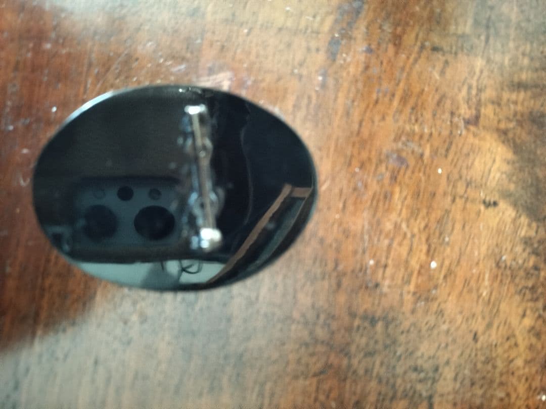 イギリスアンティークジェットのブローチ