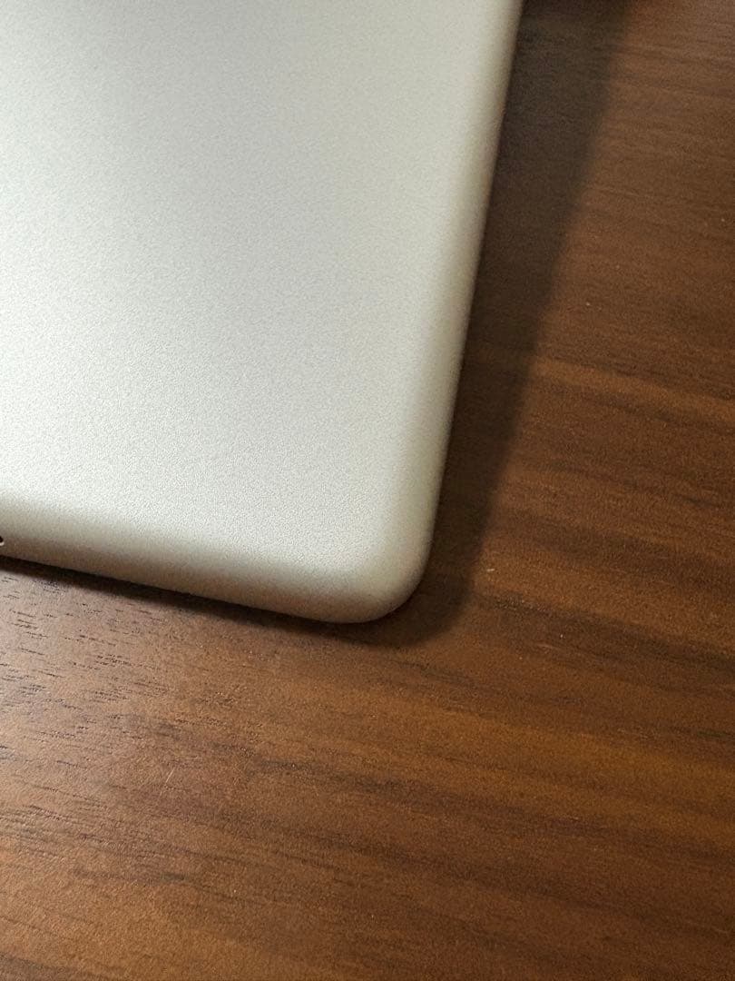 第5世代iPad シルバー　128gb Wi-Fiモデル