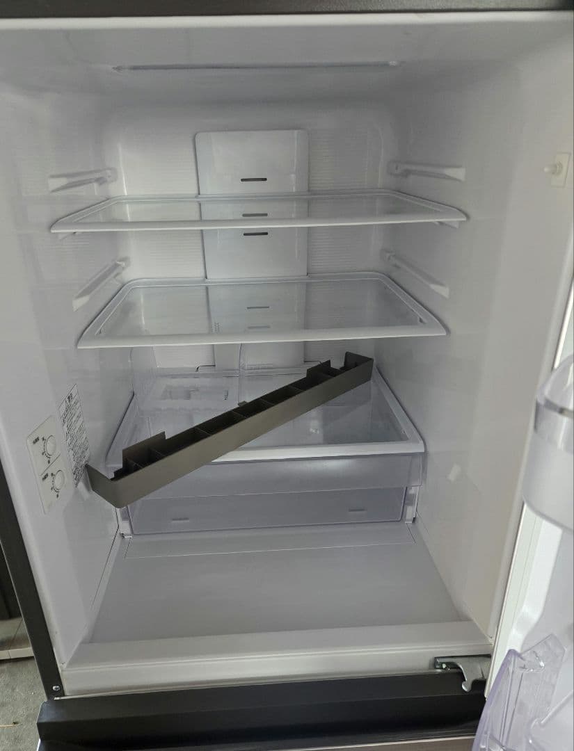 011605 HITACHI R-27RV(N) ノンフロン冷凍冷蔵庫 265L