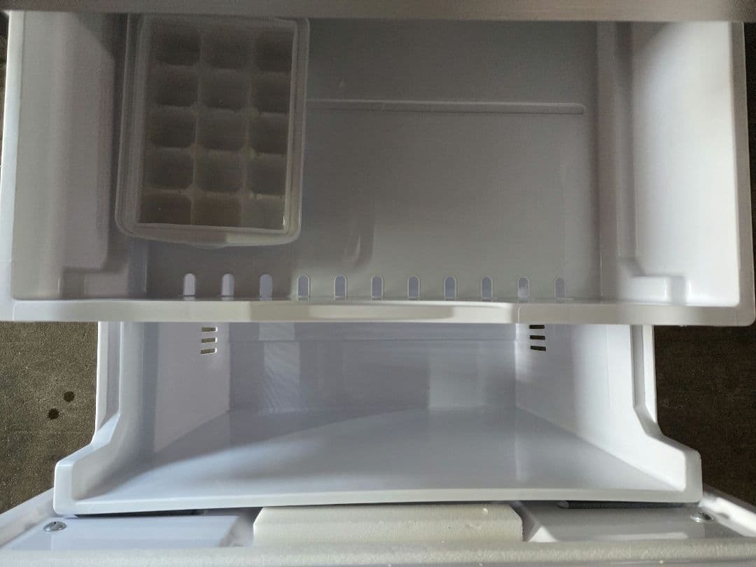 011605 HITACHI R-27RV(N) ノンフロン冷凍冷蔵庫 265L