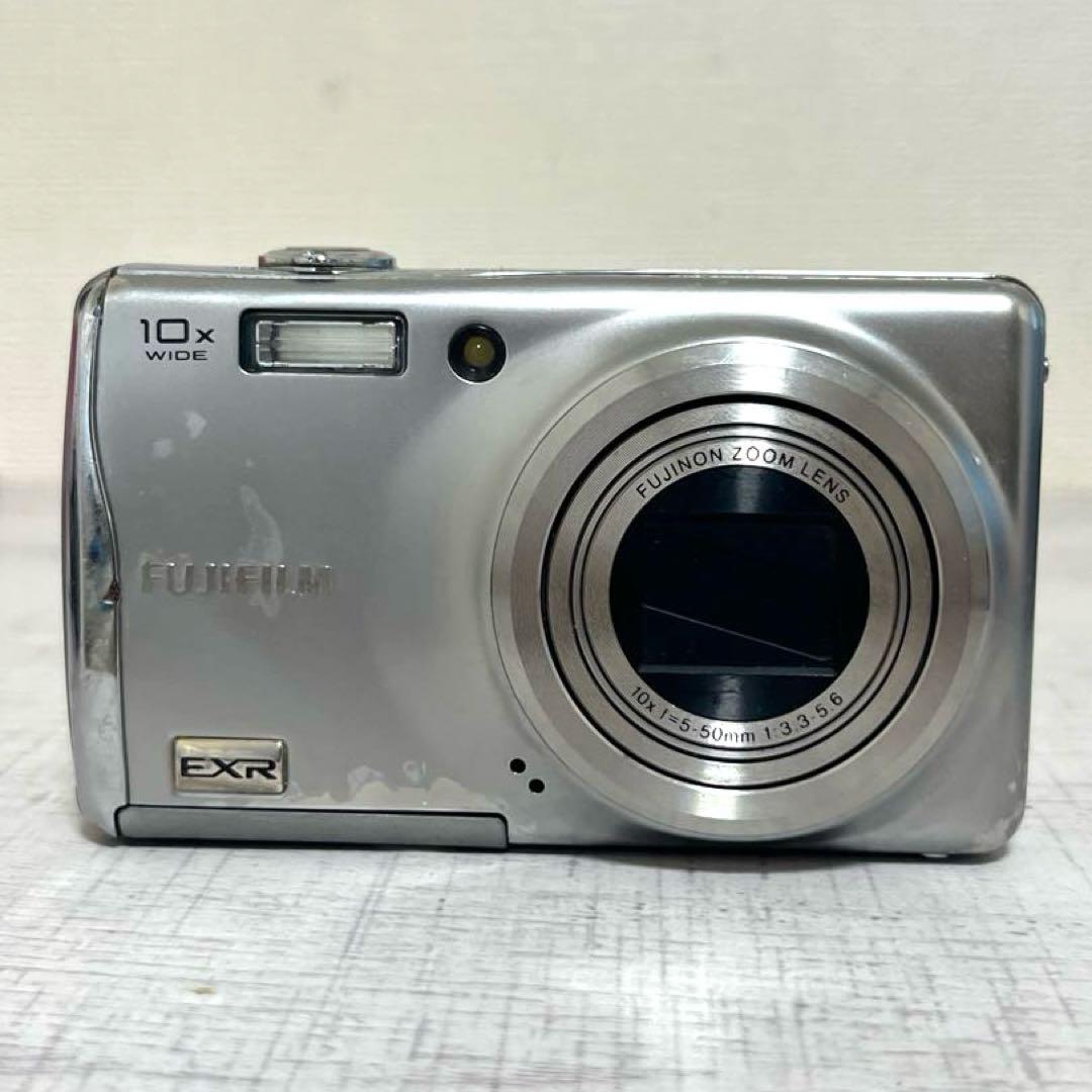 FUJIFILM　デジタルカメラ　FINEPIX F70EXR