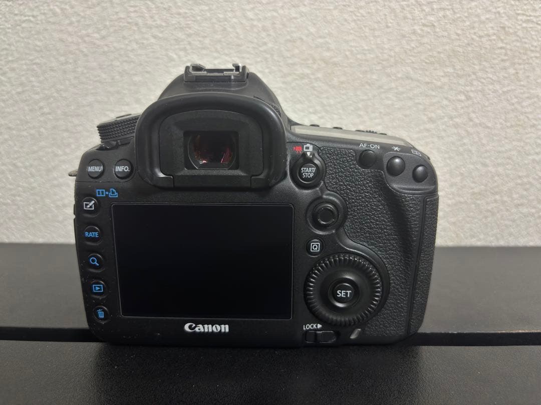 Canon EOS 5D Mark III ボディ