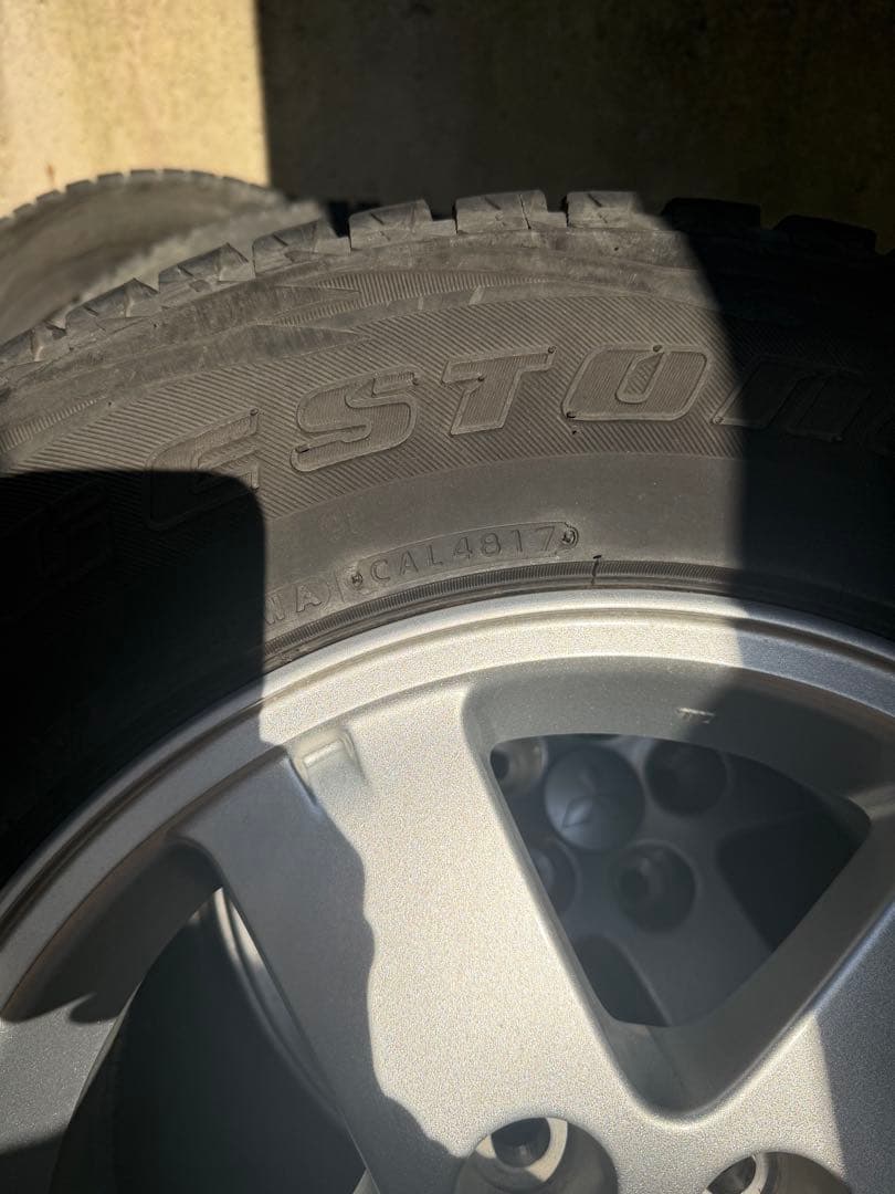 デリカd5 純正アルミ　スタッドレスセット売り