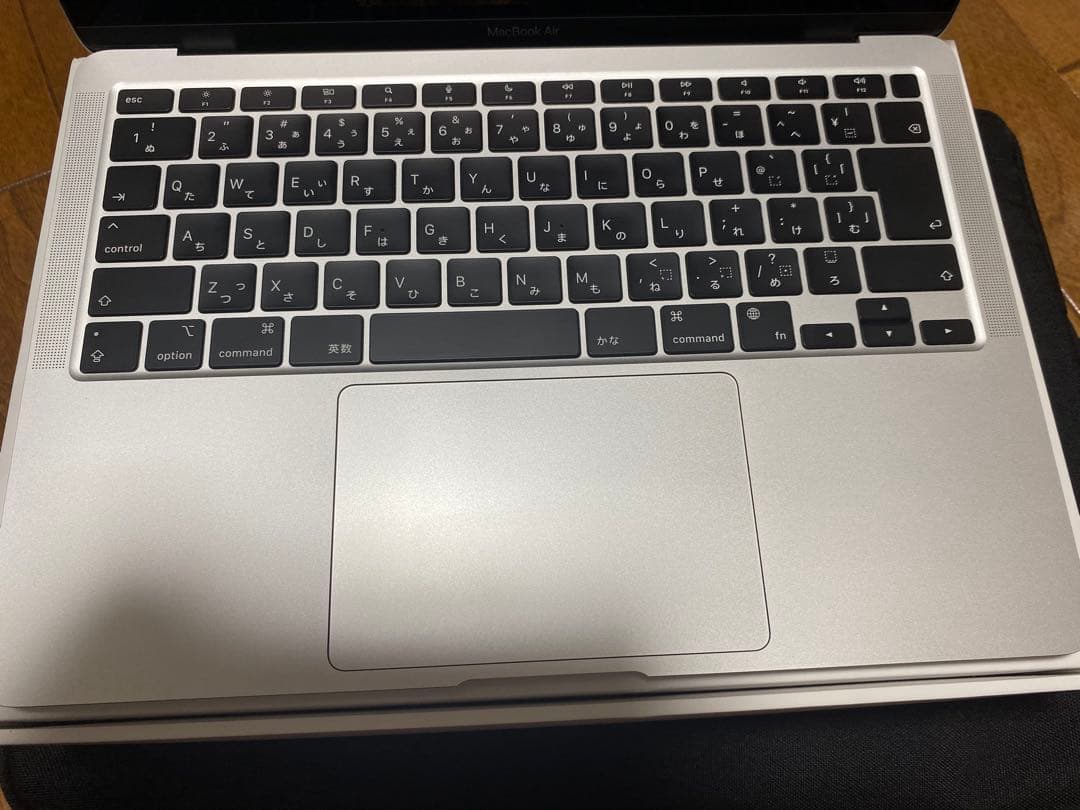 【美品】MacBook Air M1 2020 8GB/SSD256GB