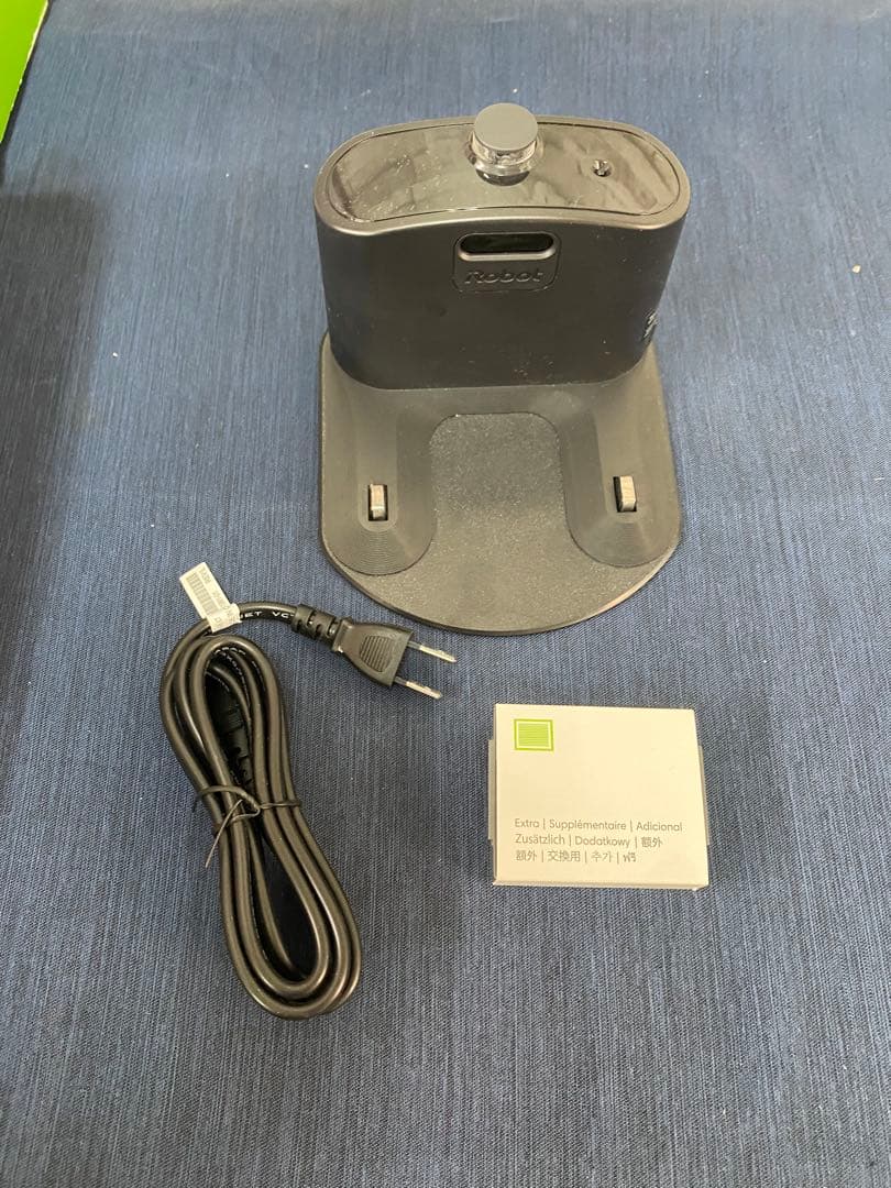 iRobot Roomba i2 ロボット掃除機本体 アイロボット　ルンバ