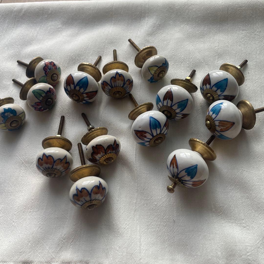 ★フランス　アンティーク　引き出し　家具　ドロワー　陶器　取っ手　持ち手　ノブ