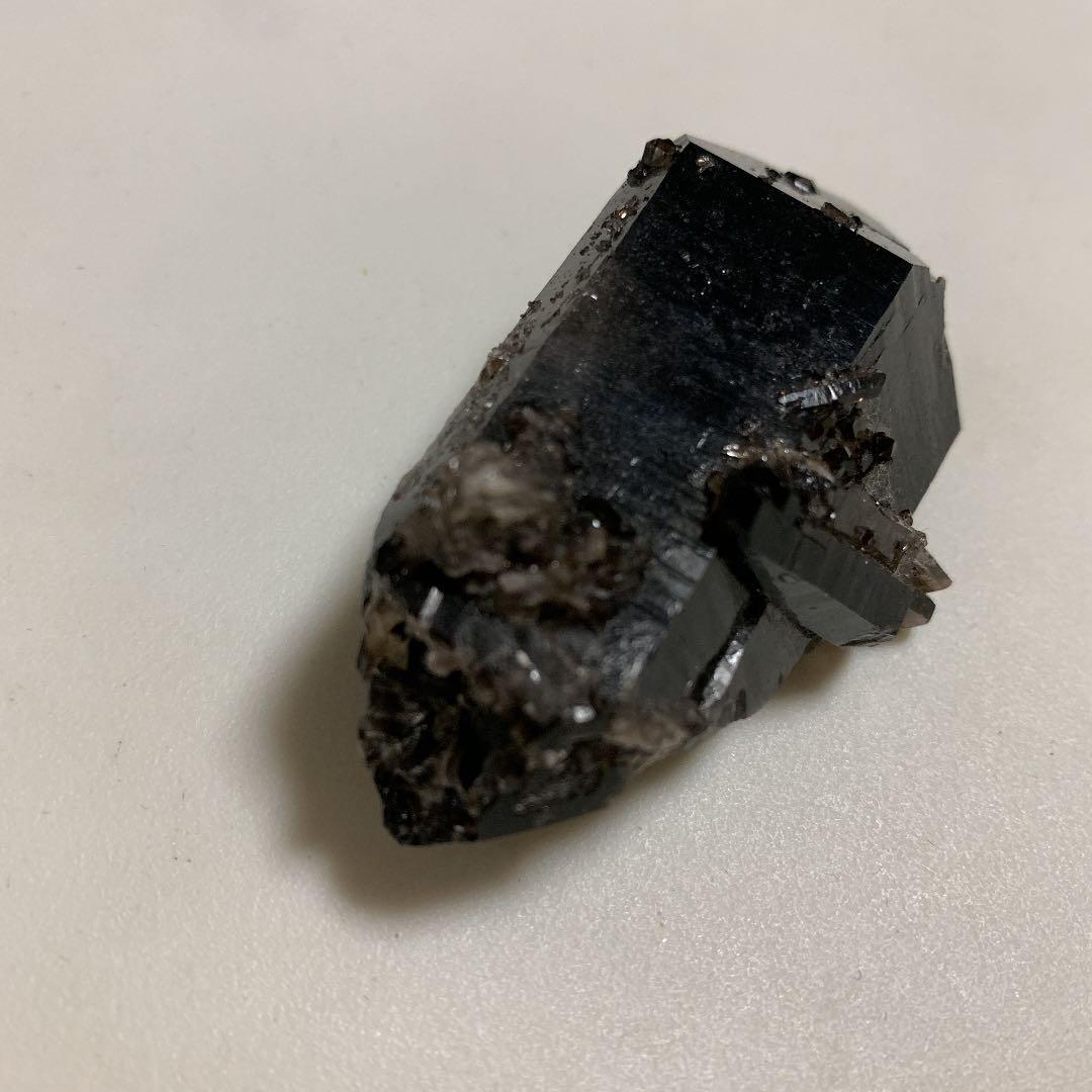 小型　モリオン 黒水晶 原石 魔除け石