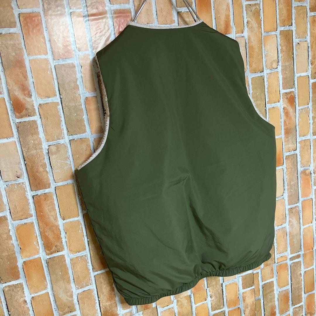 201NIKEリバーシブルベスト　ナイキボアモコモコウインタライズドスウォッシュ