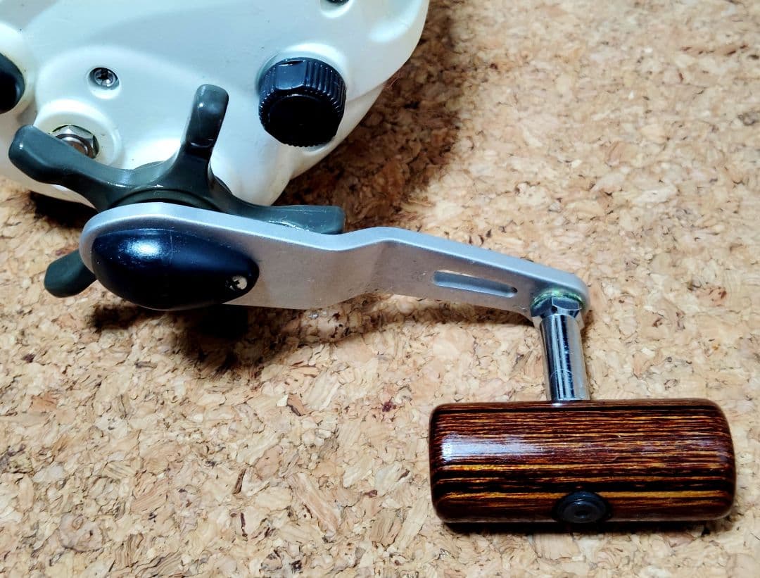 シマノ 電動リール 3000EV 船釣り初心者用にでもどうですか？