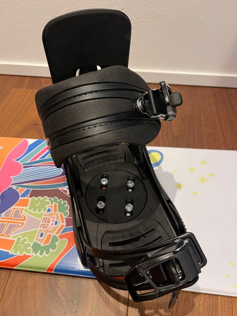 子供用　スノーボード板　115㎝　LISKY ビンディングセット