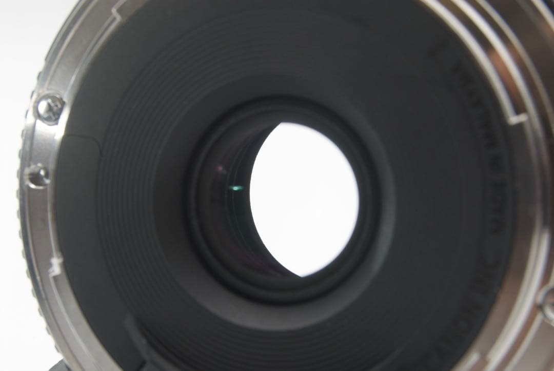 【極薄＆高画質】Canon EF 40mm F2.8 STM 神レンズ　単焦点