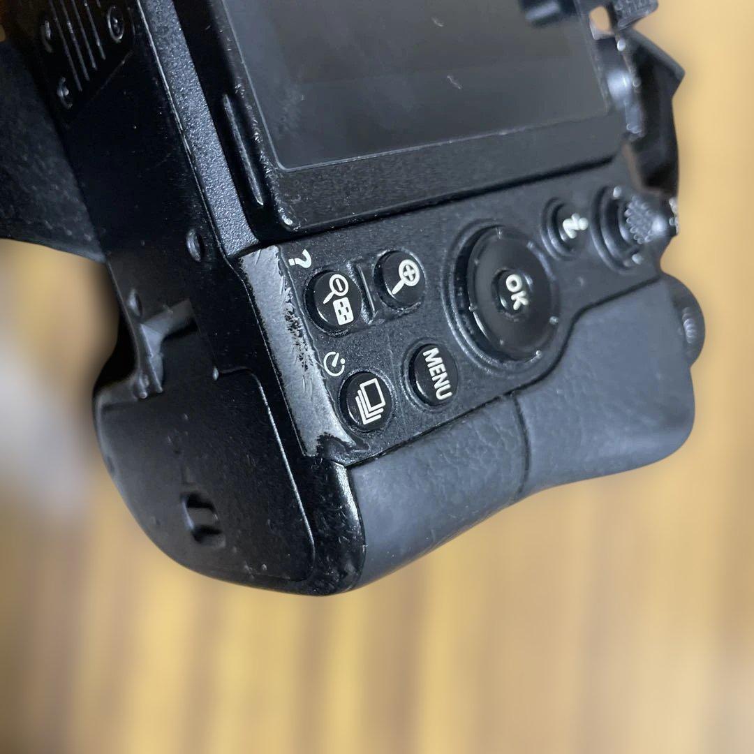 Nikon Z6 ミラーレスカメラ 本体と付属品