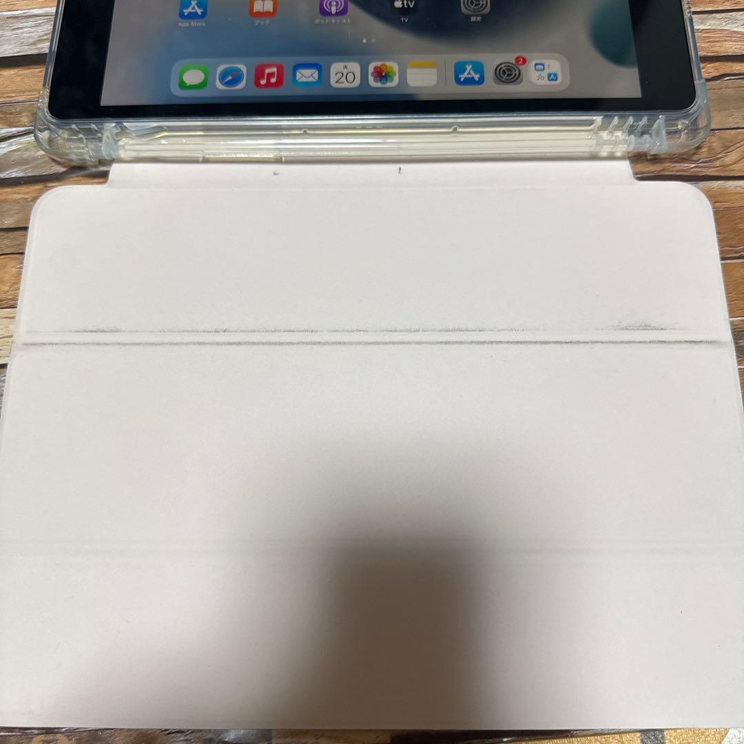 【美品】完動品SIMフリーiPad第7世代　本体32GB