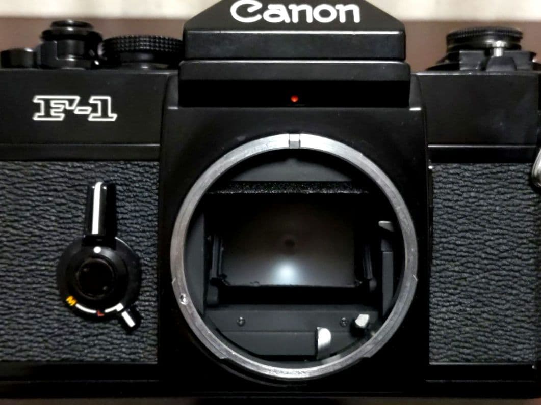 ★★ 初代Canon F-1 後期 ＆ レンズセット ★★