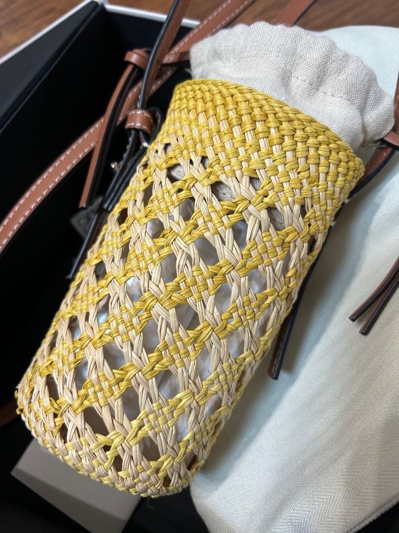 【美品】期間限定出品　ロエベ シリンダーポケット　かごバック