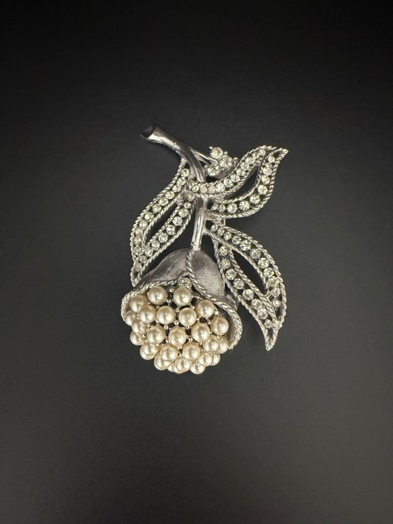 lotuscloud 2539⭐️TRIFARI トリファリ ブローチ ビンテージ